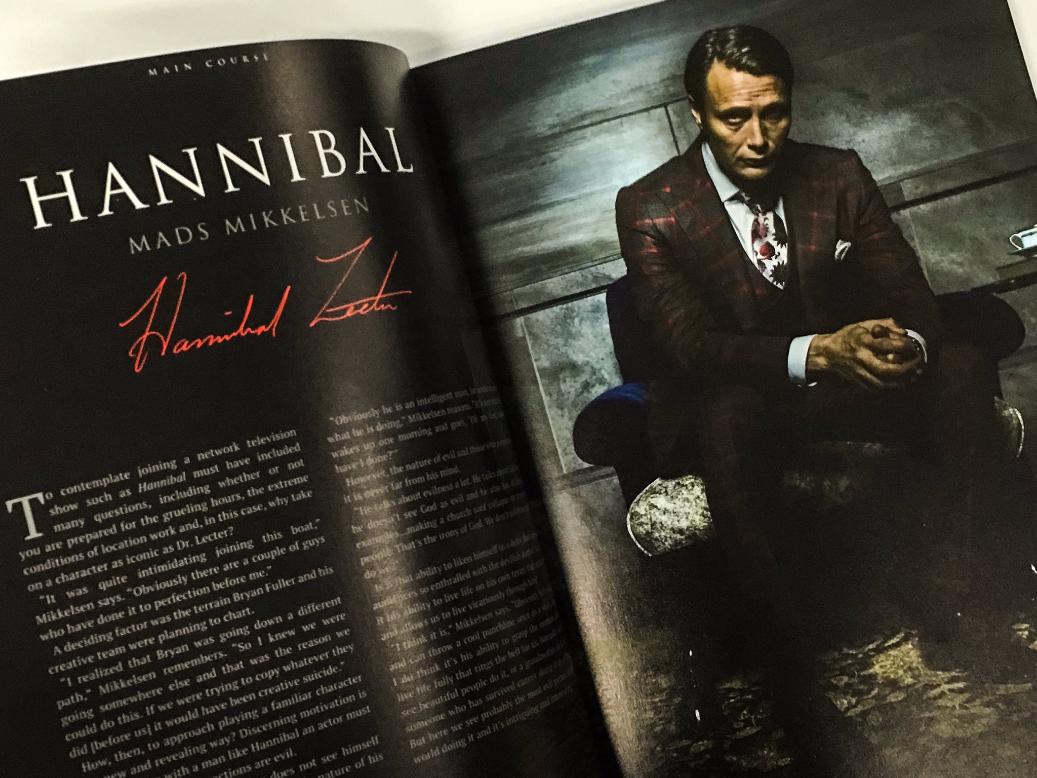 ドラマ版HANNIBALアートブックマッツ・ミケルセン2冊セット ドラマ