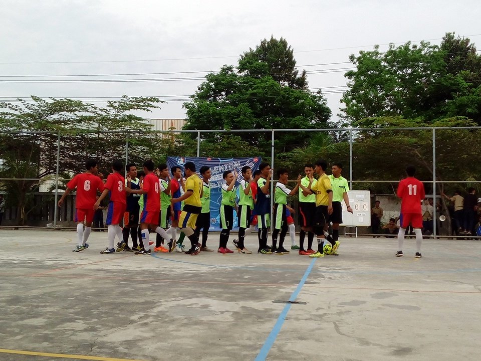 Pertandingan semi final futsal camp hari ini dari smk muhammadiyah 1 vs man 1 sidoarjo