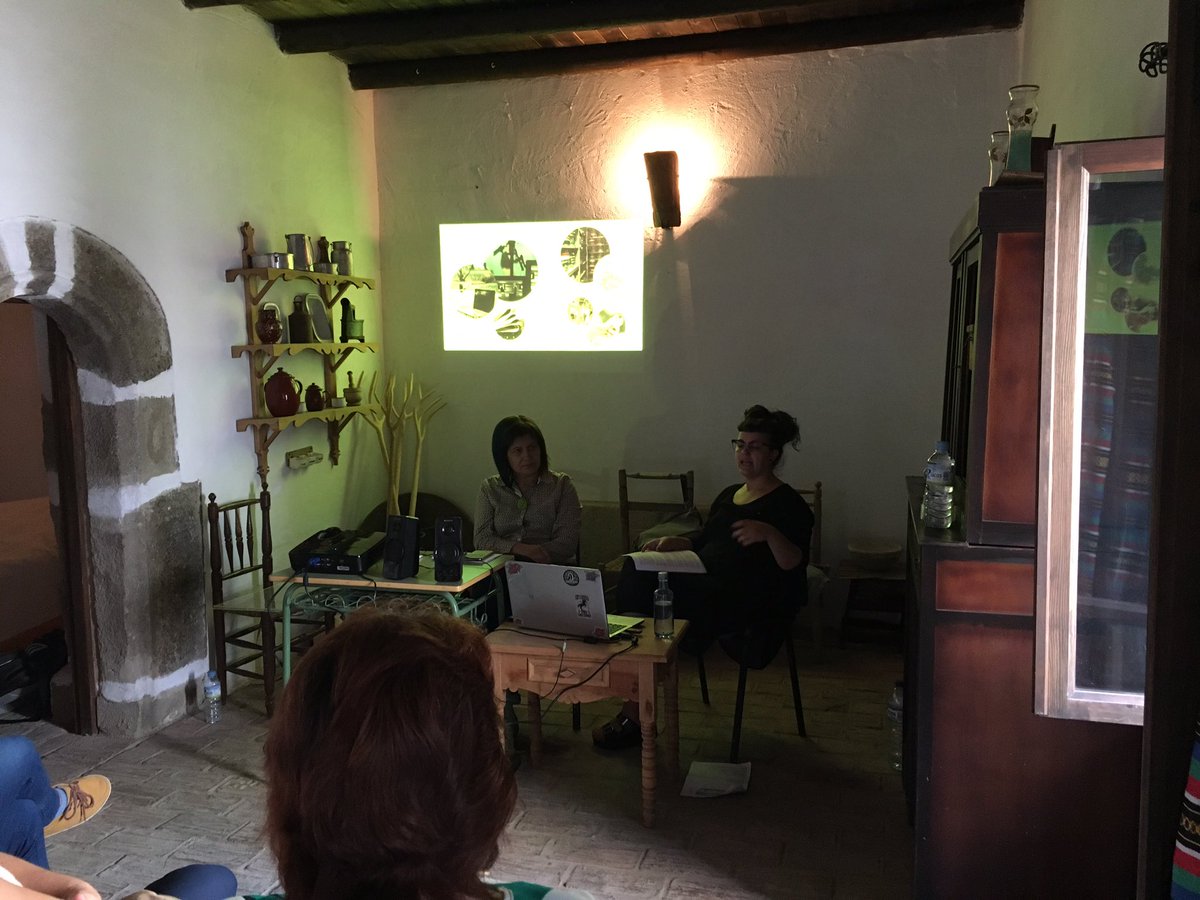autoxiro's tweet photo. Turno para coñecer os plans de @televinte e @AiroaChantada no #sopa16 Visibilización do patrimonio material e inmaterial #canleribeirasacra https://t.co/2STxwXVPUs