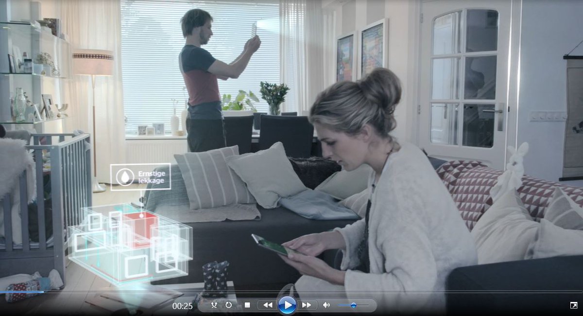 Blauwhoed's tweet photo. Daar is 'ie! De primeur van onze film "Bouwen en Wonen in 2020'. Bekijk 'm hier: https://t.co/zCzYGKQ0JD Geef je mening via #toekomstbouw https://t.co/VJ8NgouBcG