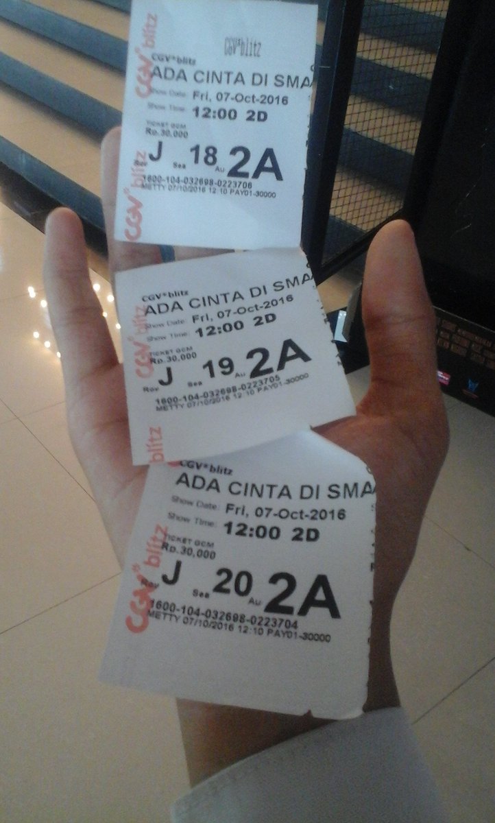adenurf03's tweet photo. filmnyabikinbaperabis:'(#AdaCintadiSMA @CJRisCJR @iqbaale @AlvaroMaldini1 @TeukuRyz @cassandrasleee @caitlinhald @AgathaChelsea18 @CGVblitz https://t.co/lSgWXfzvw3
