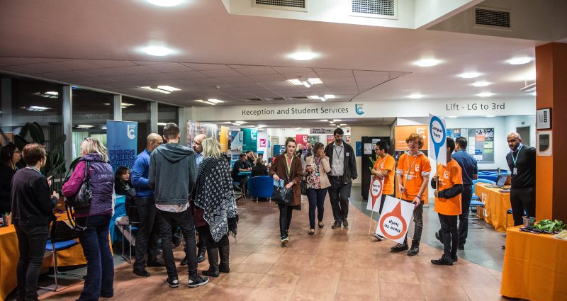 LeicesterColl's tweet photo. Tips for #LCOpenDay tomorrow? Registered online? #LeicesterCollege
https://t.co/QEOPd8dQwr https://t.co/zMG5KeGBXF