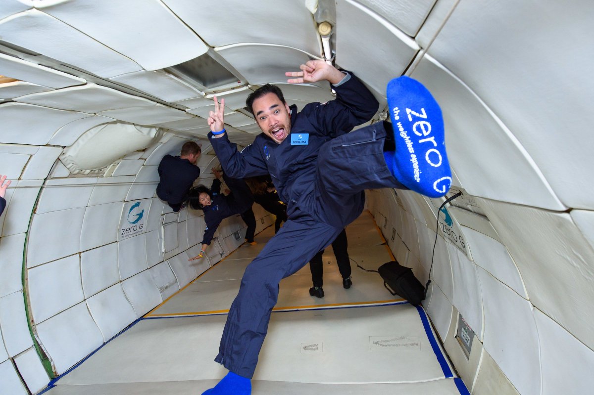 patrickgrove's tweet photo. Challenging the laws of gravity at #zerogravity whilst in LA for the @x.prize #Visioneers2016 summit #BOOM https://t.co/7scAVo14Fc