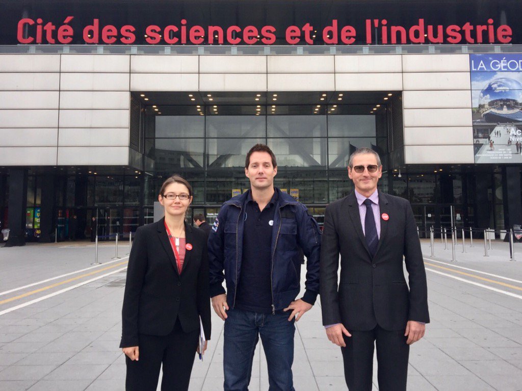 Bienvenue à Thomas Pesquet <a href="/Thom_astro/">Thomas Pesquet</a> pour l'ouverture de la Fête de la science #FDS2016 à la <a href="/citedessciences/">Cité des sciences et de l'industrie</a>