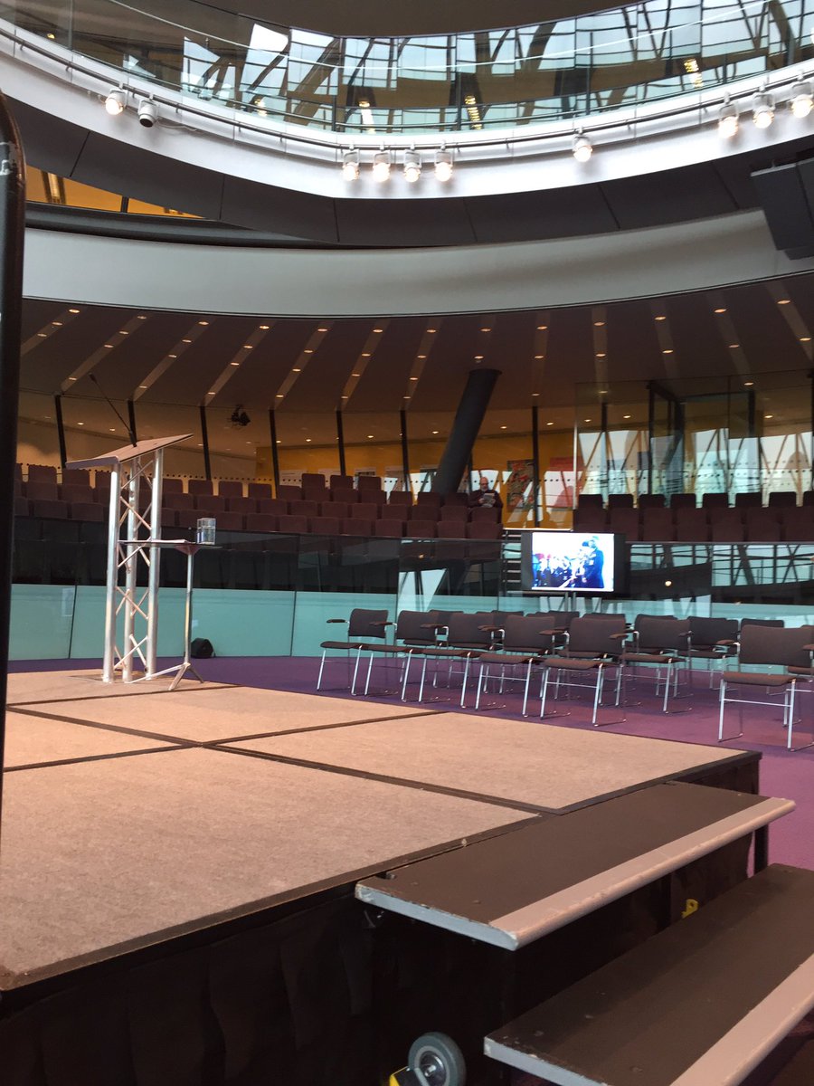 All set here at City Hall.... Just add Young Leaders! <a href="/TeamLDN/">Team London Volunteering</a> <a href="/ftc_uk/">FIRST UK 🤖🌃</a> #Volunteering #SocialAction #Leadership