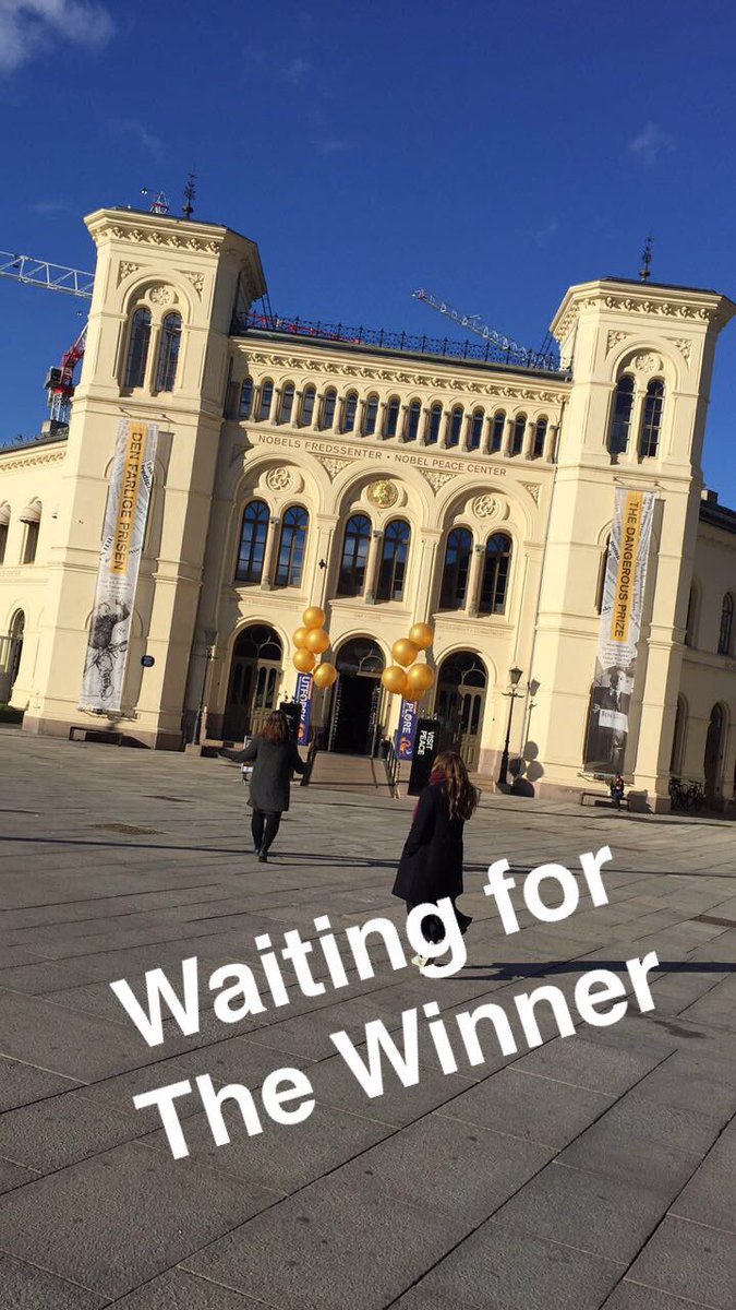 Waiting for the winner to be announced... #OsloVIPeace #NobelPeacePrize <a href="/NobelPeaceOslo/">Nobel Peace Center</a>