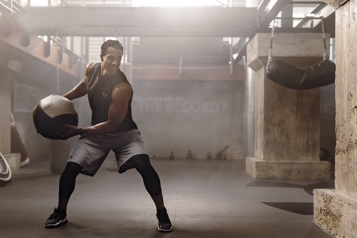 HTC_UK's tweet photo. Take your workouts to the next level with #UAHealthBox https://t.co/71Ywja2dzm https://t.co/RdnExP2Kpf