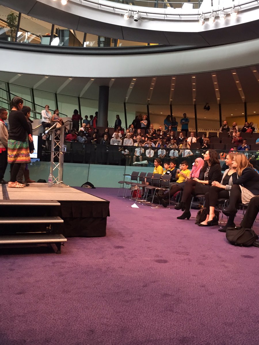 Borough presentations are now underway.... so proud of our <a href="/TeamLDN/">Team London Volunteering</a> #YoungLeaders already. #PublicSpeaking <a href="/ftc_uk/">FIRST UK 🤖🌃</a>