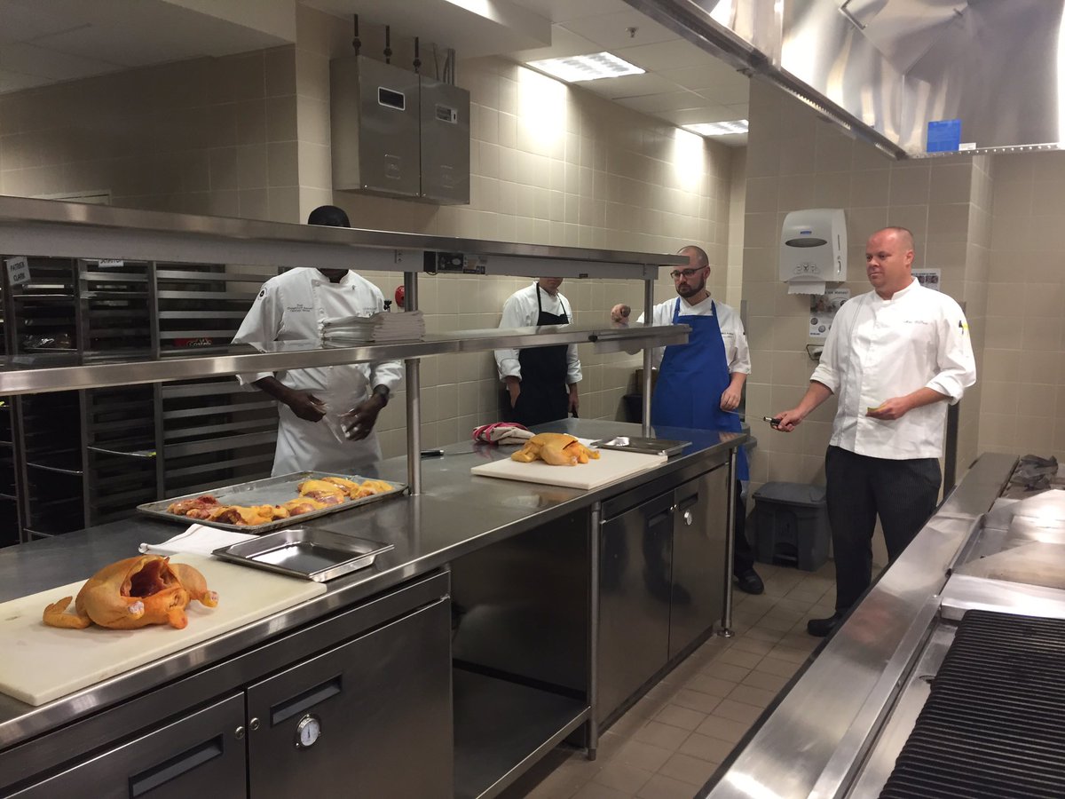 chefpfefferkorn's tweet image. Ready for the quick fire! #thegoodtastseries