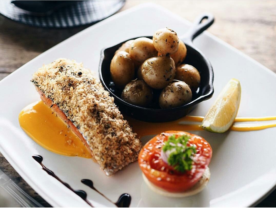 BEEHIVE cafe&eatery tweet media