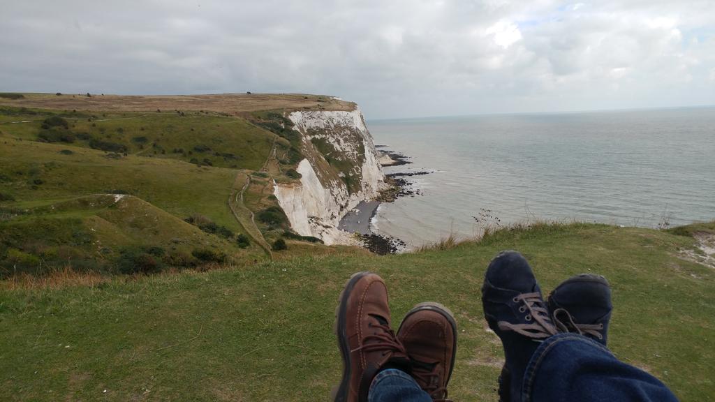 caseallen's tweet photo. Just #lollygagging with the wife along White Cliffs of Dover, @GroovyBruce, and saw the rock fall that took out Langdon Stairs #Geog1202 https://t.co/cXzYYL2iq3