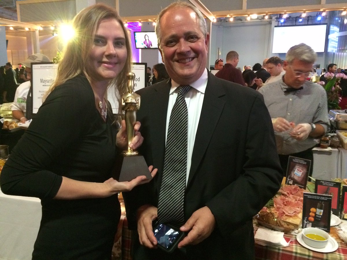 SpecialtyFoodFn's tweet photo. @craftcarejoy staff showcasing #sofiAwards at last night's #BidAgainstHunger by @CityHarvest - happy to support such a great cause! https://t.co/tFcZ4MWuIf