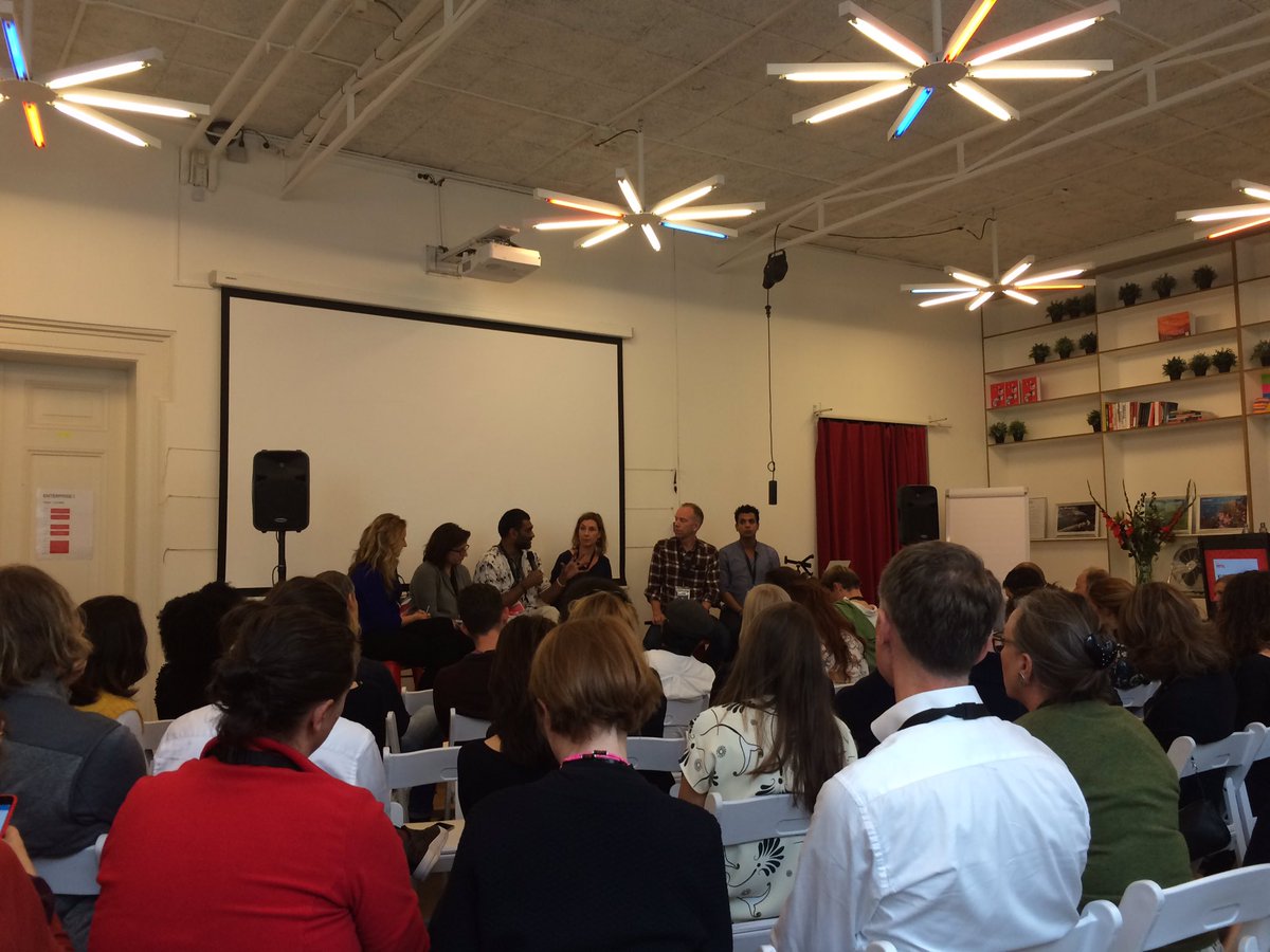 NataliaTruchi's tweet image. #fstvl @THNK_org @kuminaidoo adressing -what can we do-on massive challenges: #haveTheCourageToTalkAboutIt