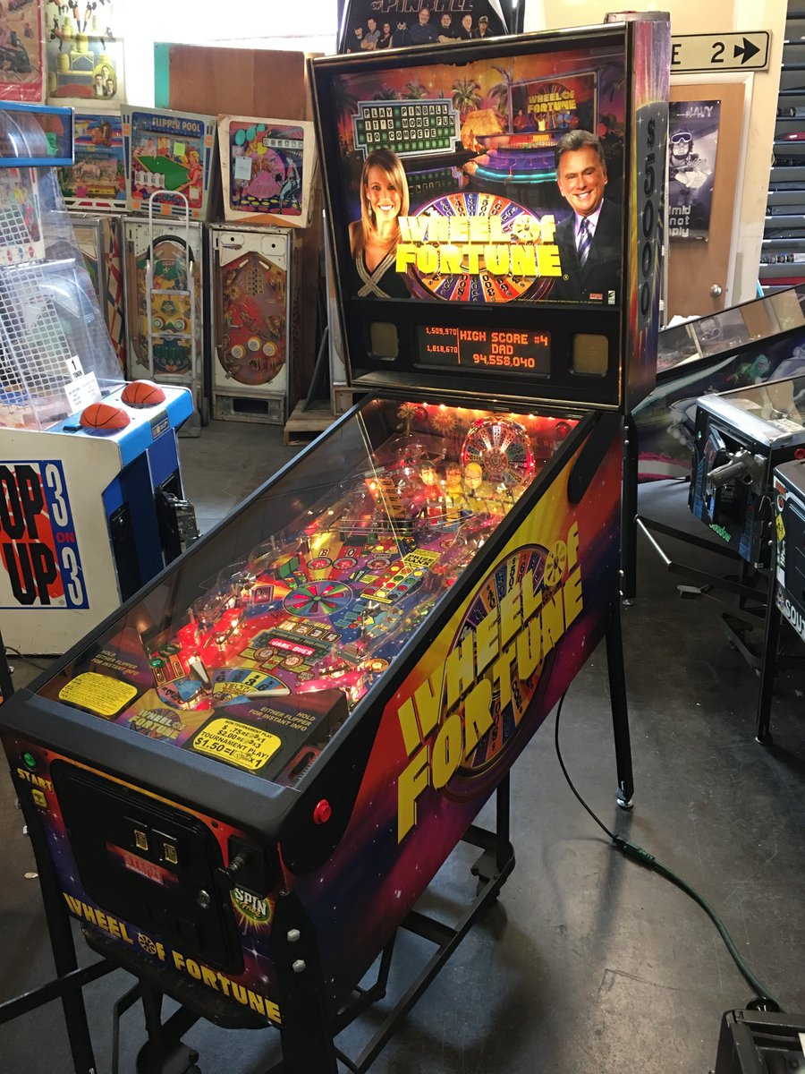 classicpinball's tweet photo. Just in beautiful HOME USE ONLY Stern Wheel of fortune pinball 4200
email classicpinballcorp@gmail.com https://t.co/VGy2Sy3SiV