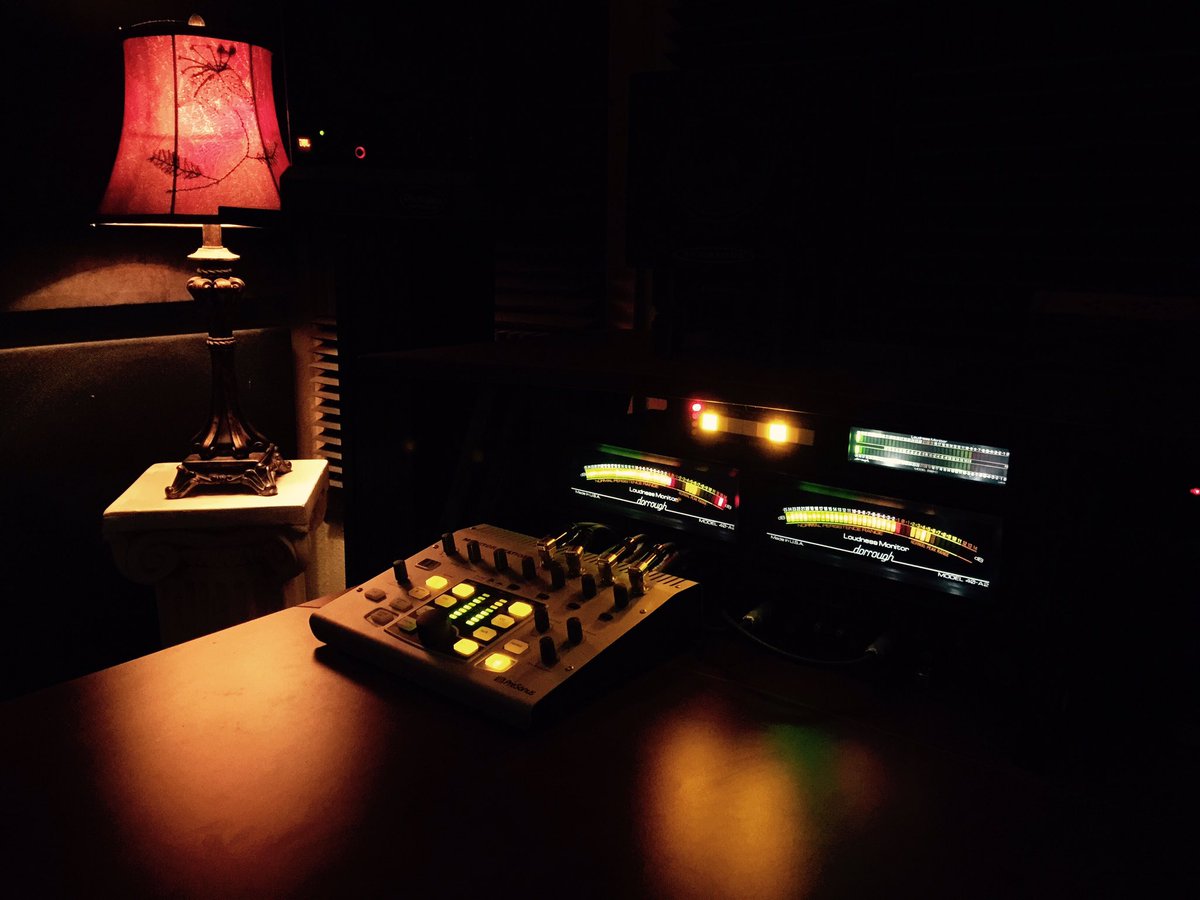 hughesdrive's tweet photo. AM warming with #music at #HDP! Pull up a headphone and disappear with us! #craftaudio #dorroughmeter https://t.co/ycrFgXtnJy