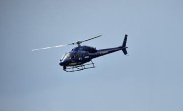 news24tvchannel's tweet photo. Chopper service for Durga Puja revellers in Tripura #Chopperservice #DurgaPuja #Tripura https://t.co/gC0h925AGh https://t.co/A6EyASQrCY