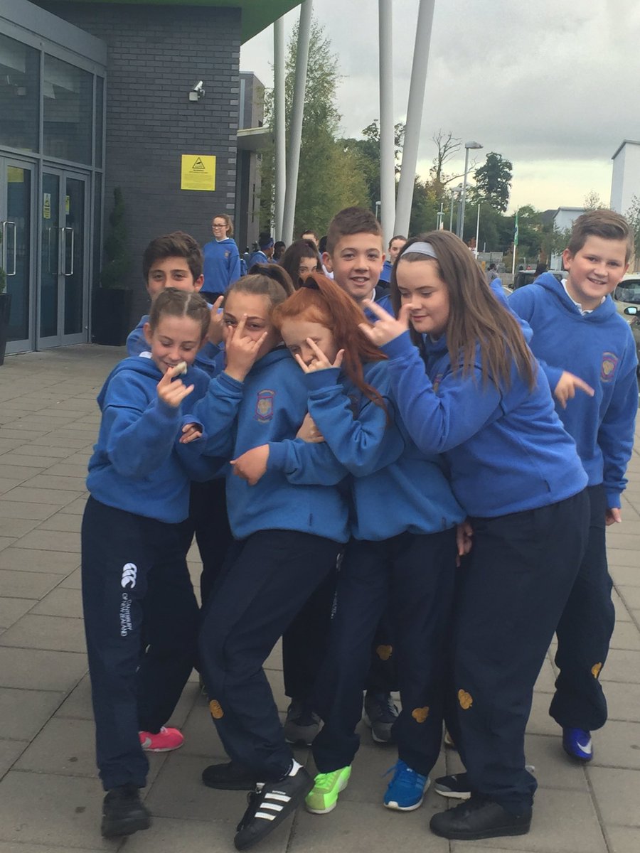 cpsetanta's tweet image. 1st years enjoying their walk this morning #active #meithealweek