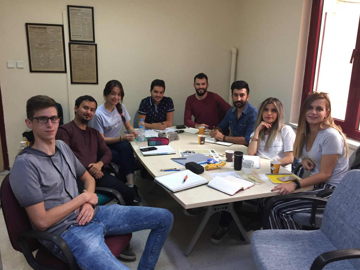 Ve #AtılımHaber ekibi iş başı yaptı.. #atılımüniversitesi #incek kampüsünde sesinizi duyurmak istediğiniz konuları bekliyoruz  <a href="/AtilimUniv/">Atılım Üniversitesi</a>