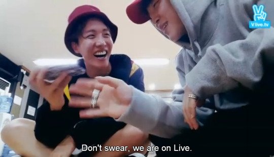 oppadaegu's tweet photo. jung hoseok protecting bts' career https://t.co/YuBifgqJt2