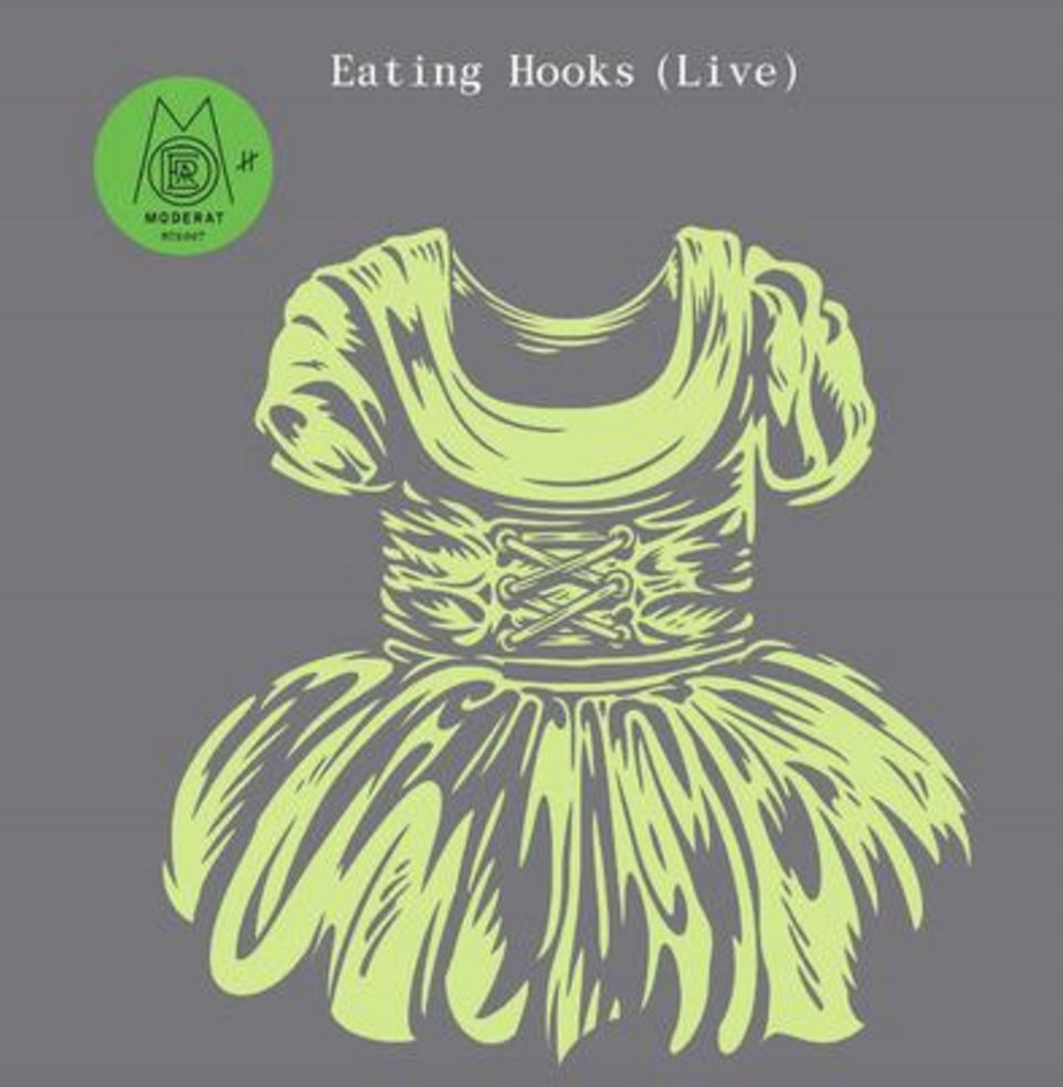 ModeratOfficial's tweet photo. Eating Hooks (Live) is out now on https://t.co/xpmaMYIupS  &amp; check out the video to Eating Hooks by Pfadfinderei on https://t.co/KkldVH474m! https://t.co/lV0tc0kSBS