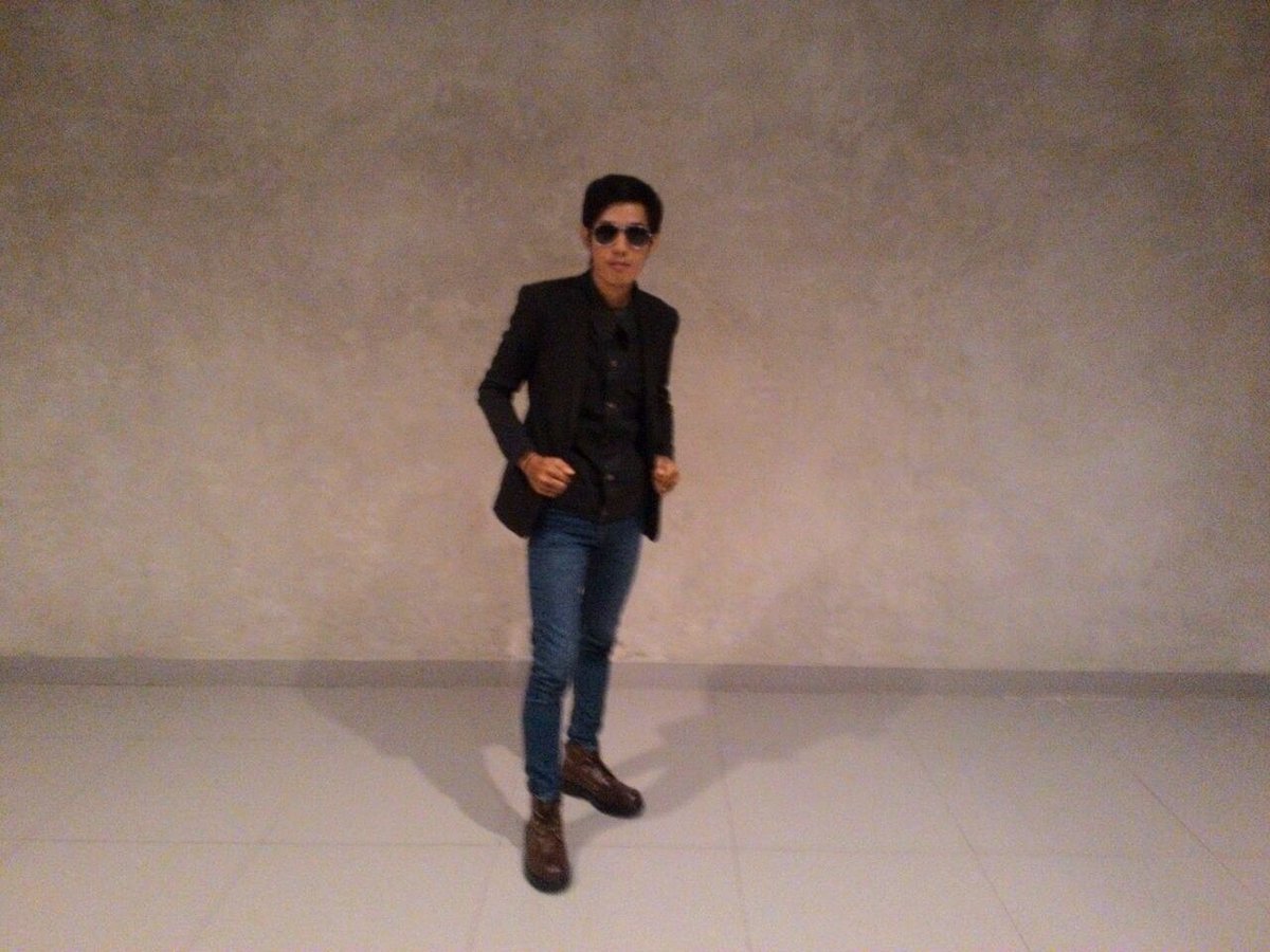 Keyboardis kita personel baru dia adalah aries