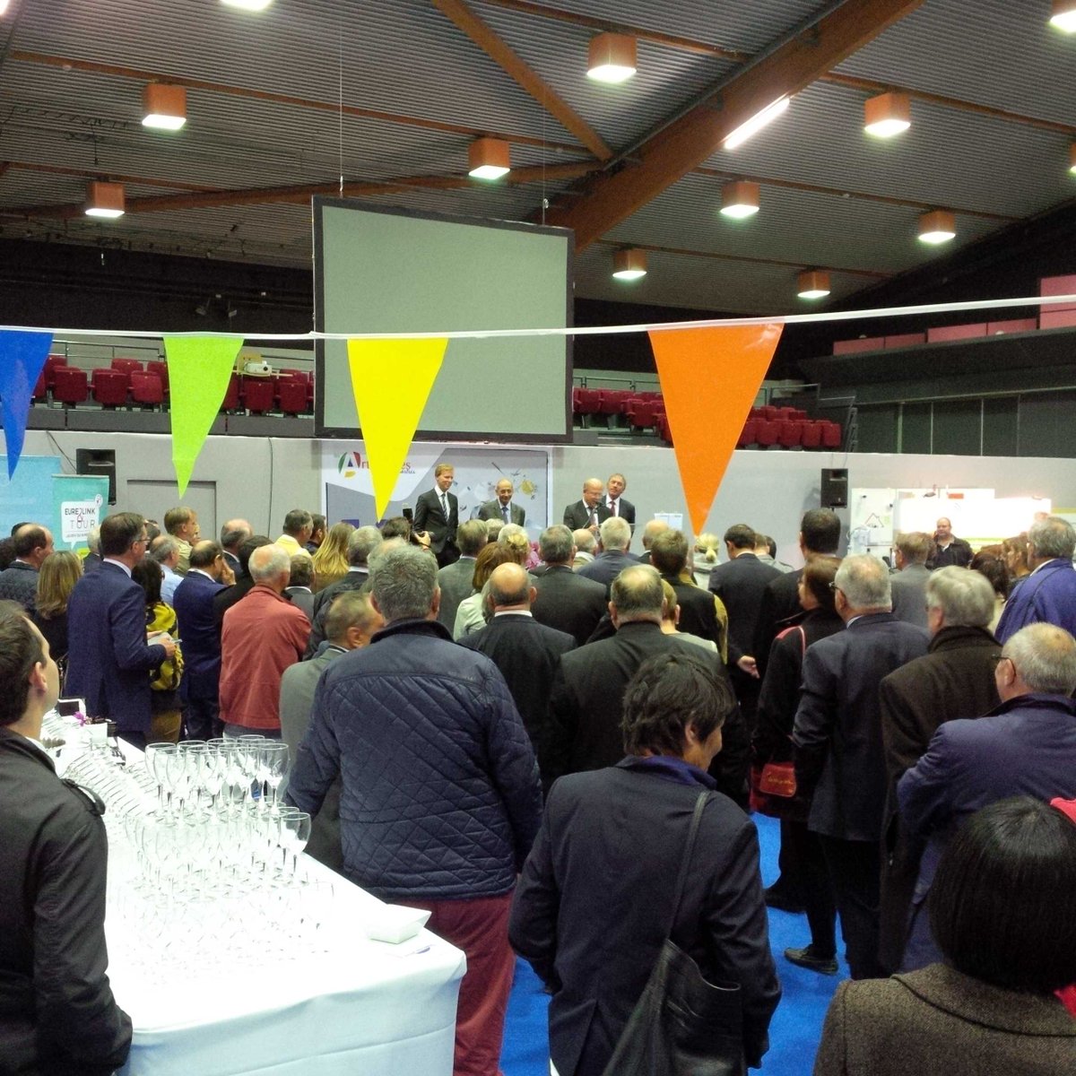 vcomputing's tweet image. Inauguration speeches at Chartres Mini Maker Faire... #makerfairechartres