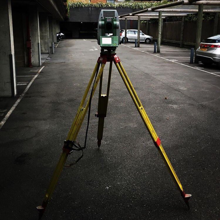 clearroute_'s tweet photo. Friday's consist of a Drainage Survey at Limehouse Marina #clearrouteutilityservices #drainage #survey #sccs #leica https://t.co/tVzQiwmL7s