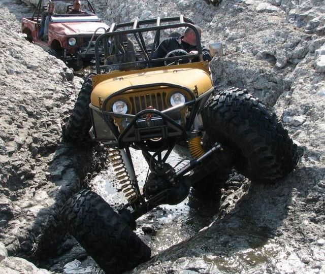 Flex show on rock!  #jeep #offroadlife #jeepshow