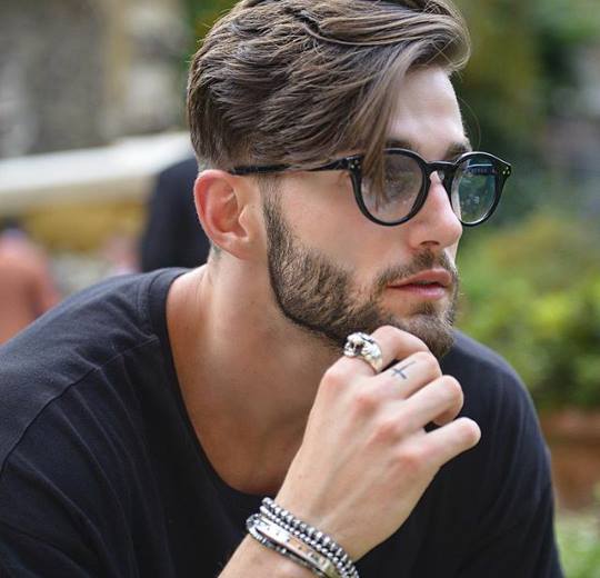 HomemModerno's tweet image. // VISUAL + ESTILO

1, 2 ou 3?

#HomemModerno #MensGrooming #MensHair