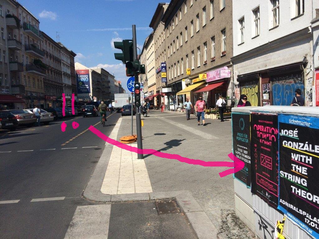 RockCityHamburg's tweet photo. Letztens so in Berlin... #operationton #hauptstadtplakatierung #festivalkonferenz #hamburg #opt10 https://t.co/d6YG4vNhem