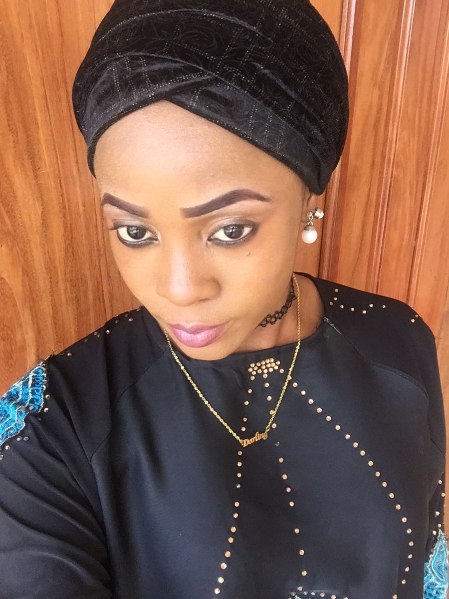 MeetHajaar's tweet photo. Hello Friday!!!!!
Jumma look..... Without my Veil.
๐๐๐๐๐๐๐ https://t.co/rikWGpa1Ng