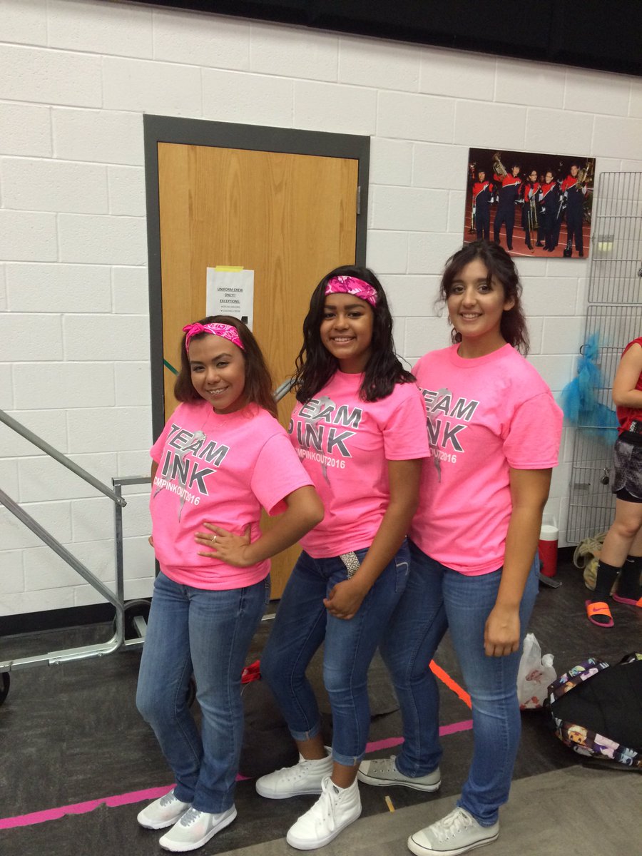 azeneth007's tweet photo. #GCMPINKOUT2016 #HowToHouston https://t.co/fSZ3znHAhc