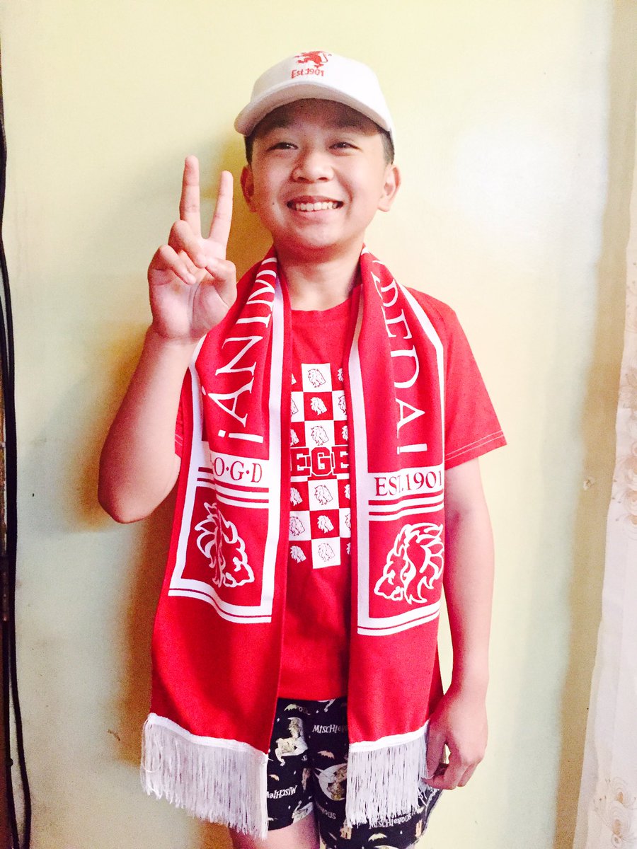 wawhai2018's tweet photo. @ablaze_clothing kind of cutie model. π Grab your scarf and cap now! ππΌ #AnimoSBC #Ablaze https://t.co/GnVQwE32AG