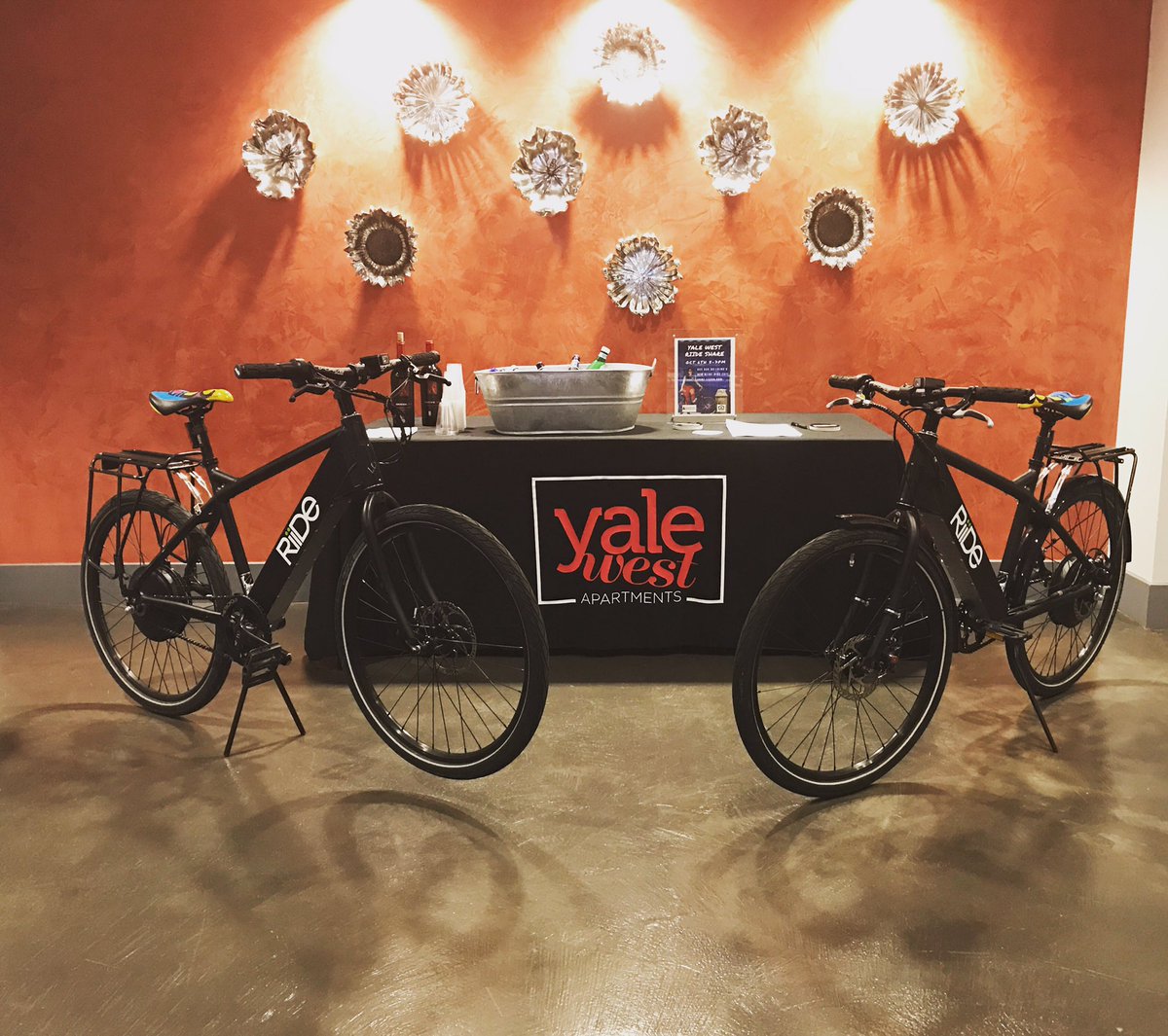 YaleWestApts's tweet photo. Thank you to @RiideBikes for stopping by to share with us about the FREE Yale West Riide Share Program! #YaleYeah #Riide https://t.co/mTKFfcC7tK
