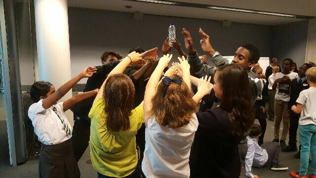 We're enjoying taking part in workshops this afternoon with the other schools from <a href="/SuttonCouncil/">Sutton Council</a> with <a href="/TeamLDN/">Team London Volunteering</a>  &amp; <a href="/ftc_uk/">FIRST UK 🤖🌃</a> at City Hall.