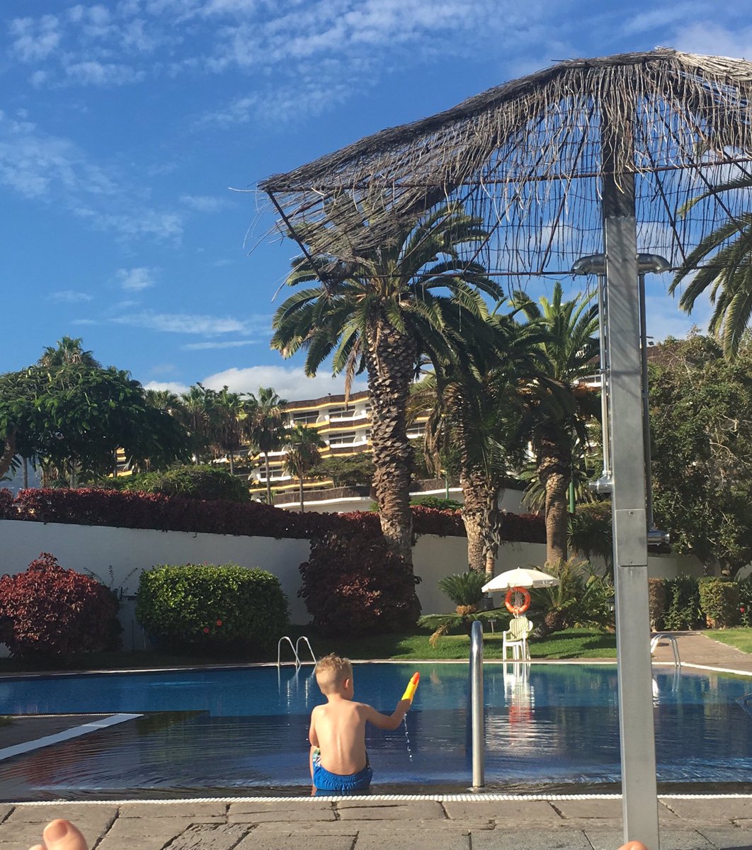 Kel_creed's tweet photo. #holiday #firsttweetinages https://t.co/YueLqKO7ih