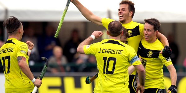 .<a href="/Kelburne1969/">Kelburne Hockey Club</a> off to a flying start in the <a href="/EHLHockeyTV/">Euro Hockey League</a>, 3-1 winners over Kazan. Report here: bit.ly/2dEfgzu #EHL