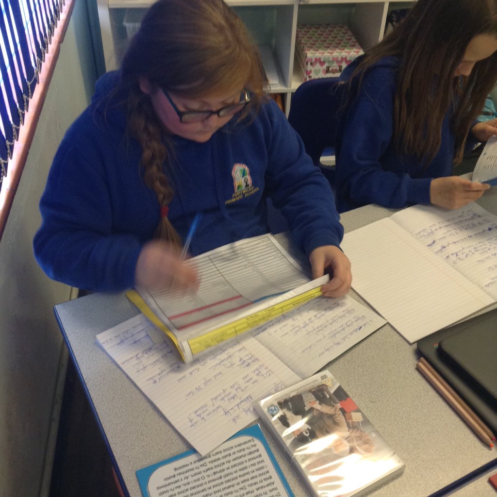 intofilm_cymru's tweet photo. RT @portmeadp: Writing a 'Adolygiad film' (Film review) in Welsh this afternoon #pmdpy6 #pmdpcym #pmdphis https://t.co/AI798tJyRy