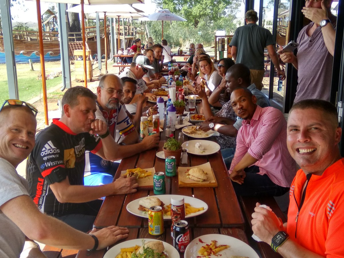 IIMStuff's tweet photo. #DCXTeim Meeting (and a bit of fun)  @BigRedBarnSA #DatacentrixSA https://t.co/FZsG7wmGzC