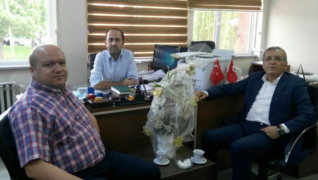 EnsarVakfi's tweet photo. Ensar Vakfı, Çaycuma'da okulları ziyaret etti
https://t.co/iOE26qjd1a https://t.co/atWea0RKy3