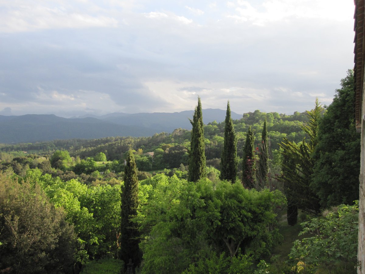 I don't have dreams. How can I say it? I myself am a dream
#Canserola #hotel #botiquehotel  #besalu #garrotxa #girona #costabravapirineus