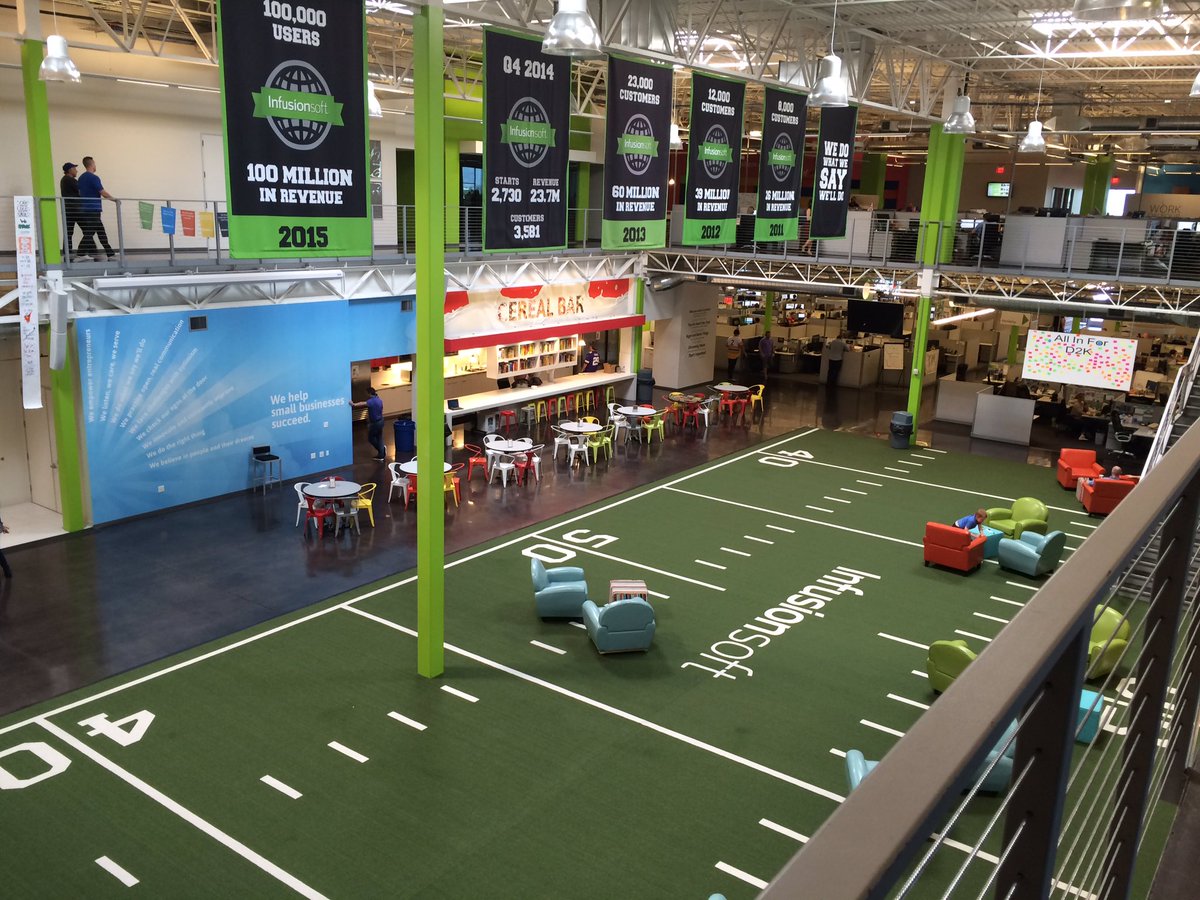 matildajarmy's tweet photo. Hanging out @Infusionsoft working on my small business!! Applying what I learned at #PartnerCon16 https://t.co/b9e2FxdRgb