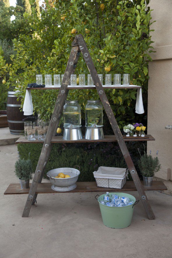 WillYouBeWedd's tweet photo. I love the way the drinks were set up at this #wine country #wedding https://t.co/VTOdQbrJEu https://t.co/iRh4BtmXib
