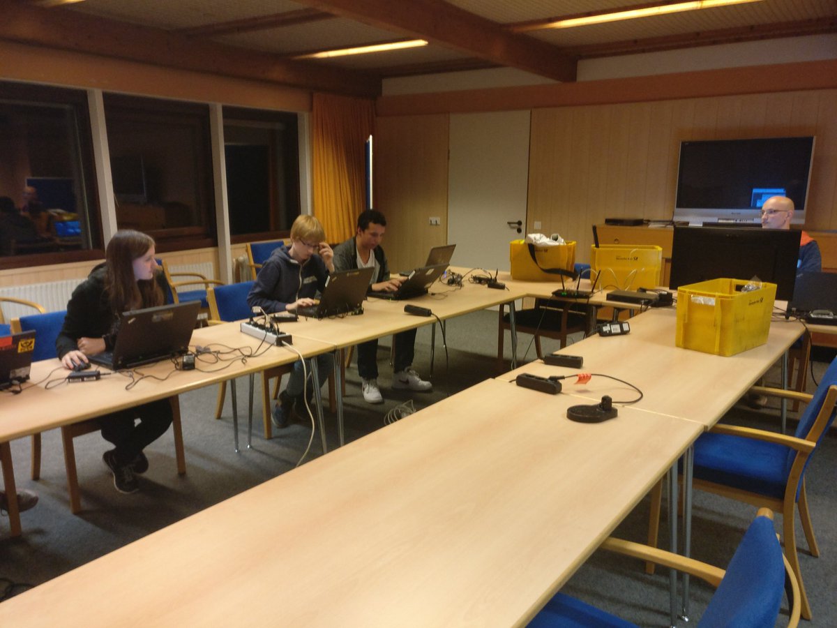 chaos_fl's tweet image. Der Scheersberg Hackerthon geht los. #hackerthon