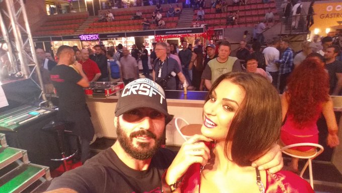 show de hoy @actricesdelporn @SALONEROTICOBCN #SEB con mi gatita sumisa @oficialsusygala https://t.c<a class="tags" target="_blank" title="On Twitter" href="/?out=eyJ0eXAiOiJKV1QiLCJhbGciOiJIUzUxMiJ9.eyJpYXQiOjE3MjE2NzU1MzcsImlzcyI6InR3cG9ybnN0YXJzLmNvbSIsIm5iZiI6MTcyMTY3NTUzNywiZXhwIjoxNzUzMjExNTM3LCJyZWRpcmVjdF91cmwiOiJodHRwczovL3R3aXR0ZXIuY29tL2FjdHJpY2VzZGVscG9ybiJ9.CX4sVA2Gdm48pslGNlcuWZ5prhfffhS5njAlu9YVfN5zmESDtzx_Jl51SuH0FUZDzB2RvpBb1DGgweiKxlMFBg">@actricesdelporn</a><a class="tags" target="_blank" title="On Twitter" href="/?out=eyJ0eXAiOiJKV1QiLCJhbGciOiJIUzUxMiJ9.eyJpYXQiOjE3MjE2NzU1MzcsImlzcyI6InR3cG9ybnN0YXJzLmNvbSIsIm5iZiI6MTcyMTY3NTUzNywiZXhwIjoxNzUzMjExNTM3LCJyZWRpcmVjdF91cmwiOiJodHRwczovL3R3aXR0ZXIuY29tL1NBTE9ORVJPVElDT0JDTiJ9.Kuq1k2lveNGqM6eZRq1pgKxoQ82ERIpX9Xc4Rr__fH5j9AUDTyKbteISjmUuz4eHlVi2tazUE0mqt6RqAfCX8A">@SALONEROTICOBCN</a><a href="/tag/seb"class="tags"><span>#seb</span></a>