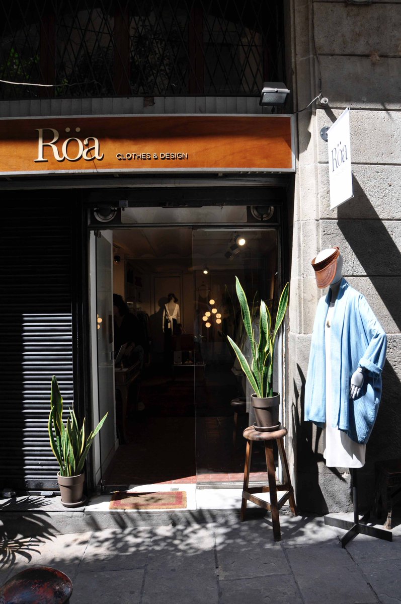 Discover Röa, an independent #fashion #design store located in #Barcelona.  goo.gl/gppwcs