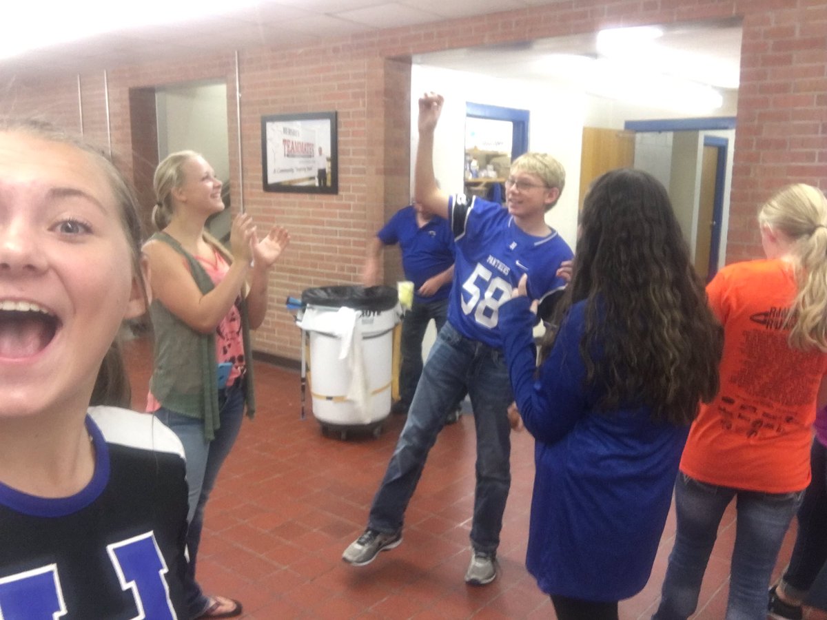 BallentineKins's tweet image. #hpspanthers #GeometryClass #GooseChase @MisterCronin