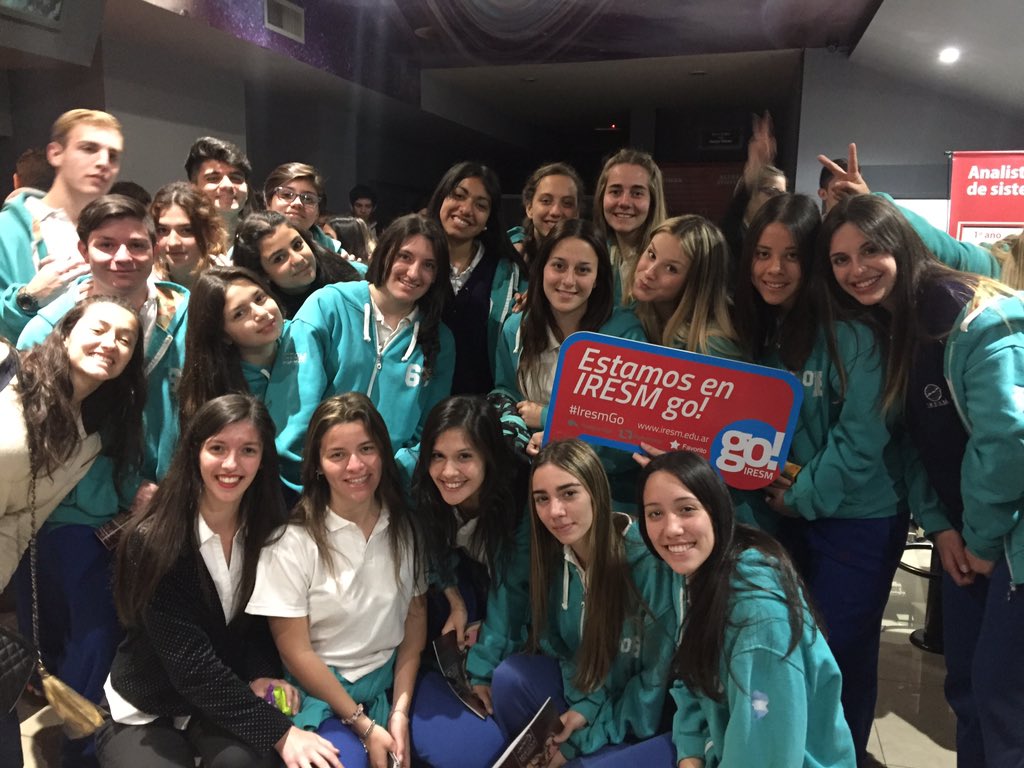 CeCartooniresm's tweet photo. El Remedios no podía falta #IresmGo https://t.co/5FjhOtEuXu
