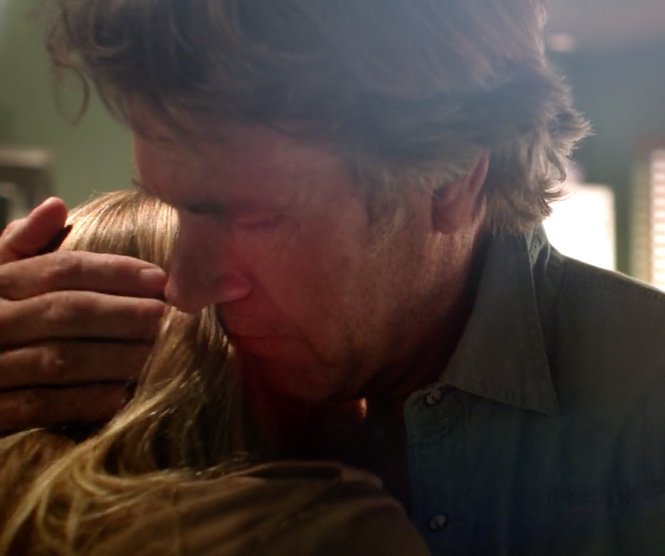 Cmhenry1211's tweet photo. #FanFriday Great scene @LongmirePosse @netflix @kateesackhoff @AZdesertgirl23 @EMS_A2 @gneere #RobertTaylor #RenewLongmireS6 #needmoreseason https://t.co/N9x13uYgUT