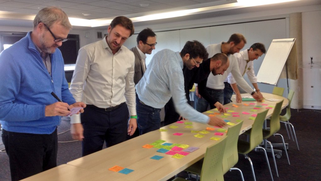 NOVABUILD_'s tweet photo. Ca réfléchit dur chez @NOVABUILD_ cet aprèm au @cstb autour des techniques audacieuses ! #innovation #BTP #PaysDeLaLoire https://t.co/LFN8tp6DHG